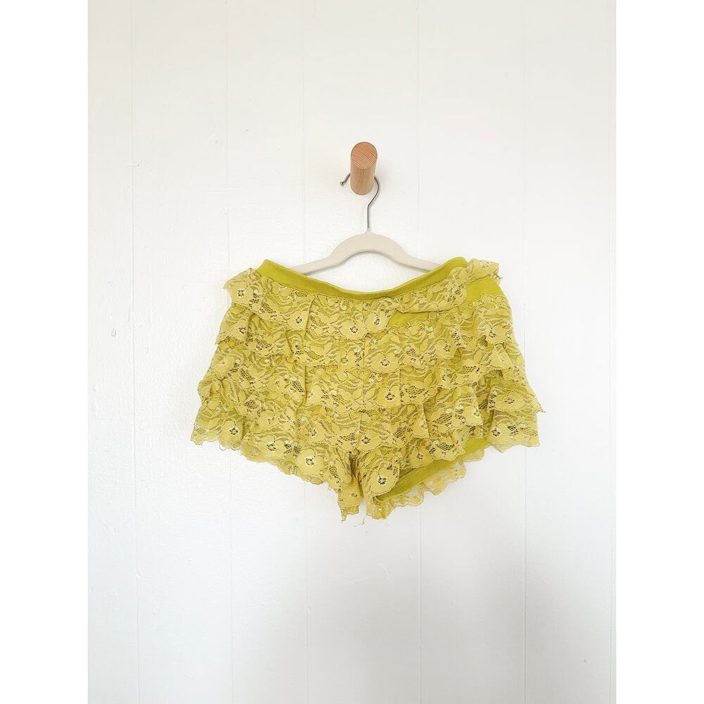 Vintage Y2K Forever 21 Pear Green Lace Ruffle Shorts S Fairy Core / Coquette - Picture 3 of 5